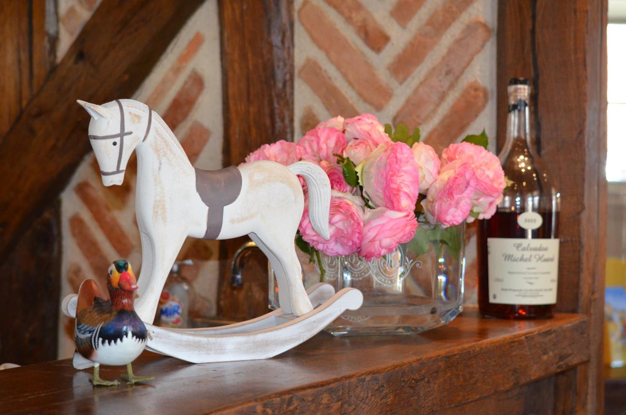 Logis Hotel Auberge Du Cheval Blanc Yvoy-le-Marron Εξωτερικό φωτογραφία