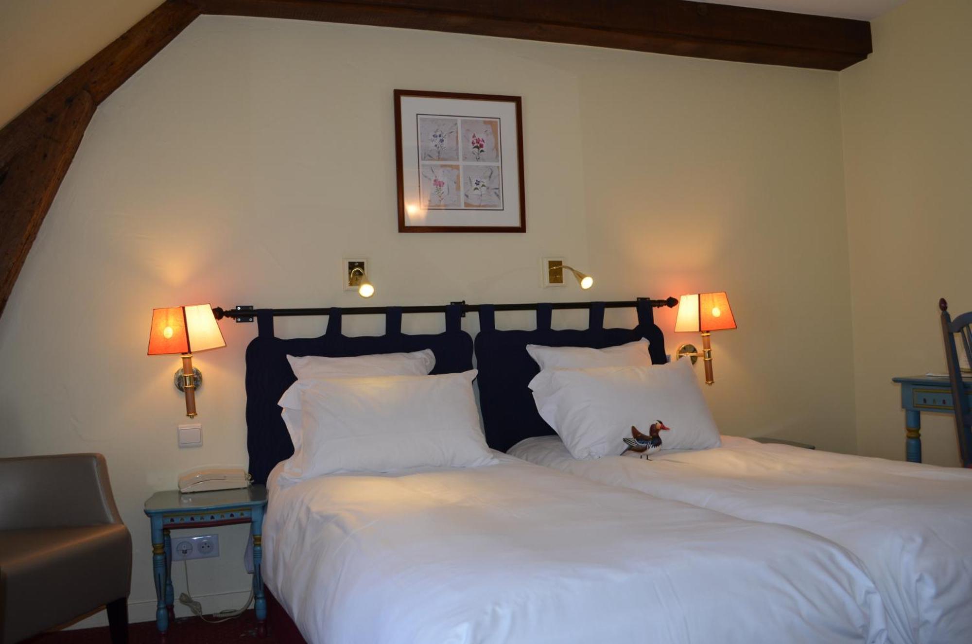 Logis Hotel Auberge Du Cheval Blanc Yvoy-le-Marron Εξωτερικό φωτογραφία